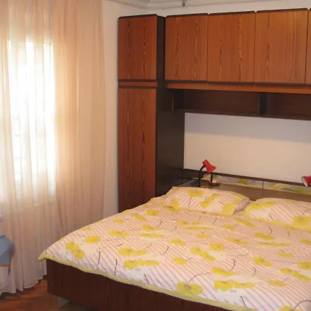 Apartman Fran Apartment *